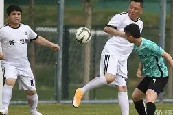 今年会-包含强队夺得东方比赛头名，晋级下一轮比赛的词条