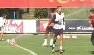 捷克国家队抢占了在欧洲预选赛中的先机吗